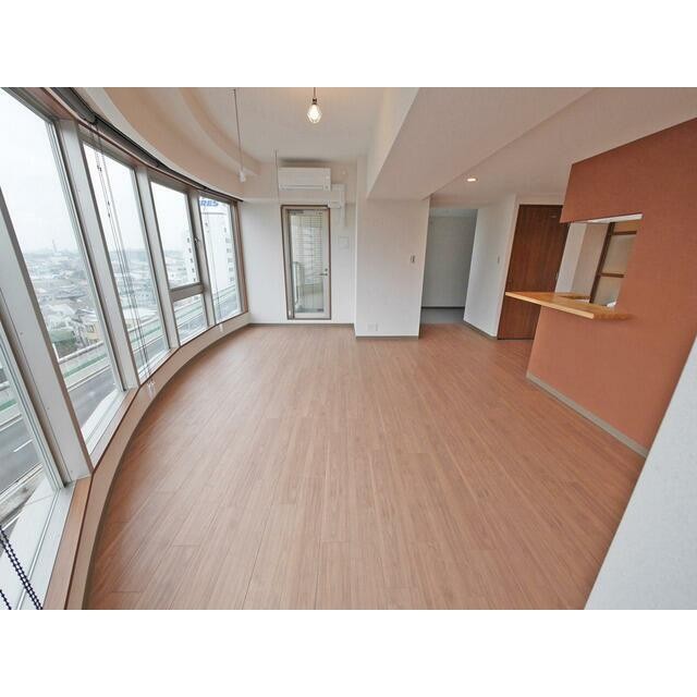 アーチ型のオシャレなお部屋(居間)