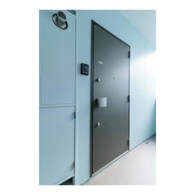 ※写真は同タイプ住戸です。(玄関)