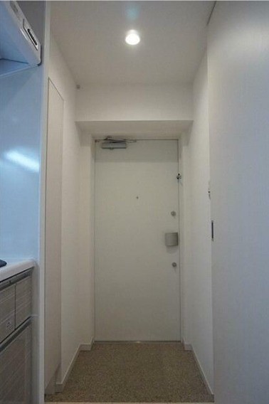 ※同仕様写真含む(玄関)