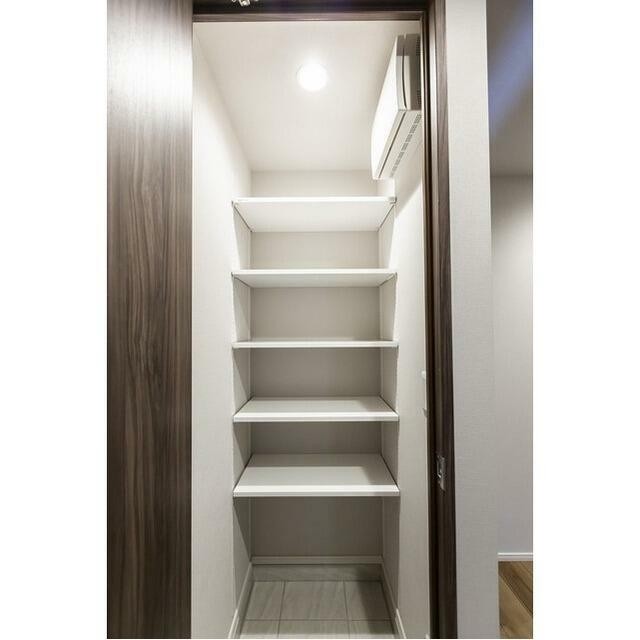 シューズボックス