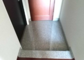 同仕様写真を含む(玄関)