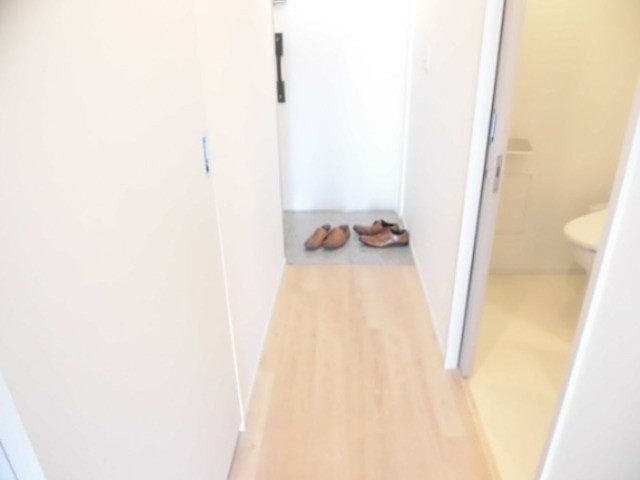 ※同仕様写真含む(玄関)