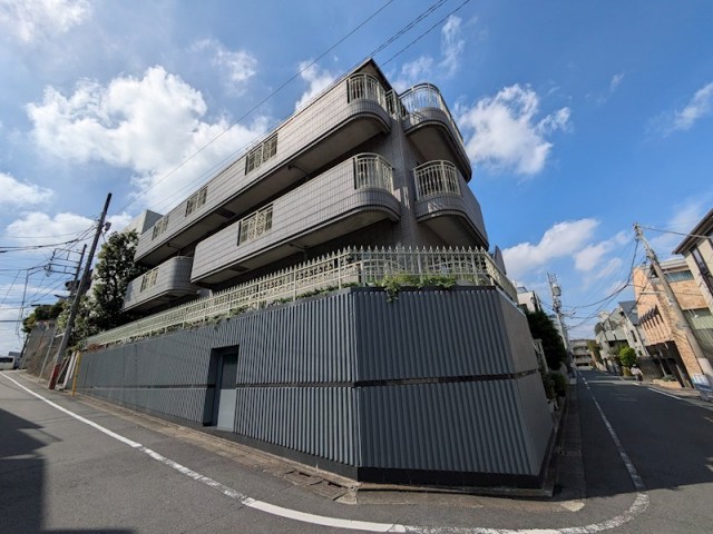 目黒区上目黒3丁目 【賃貸居住】マンション