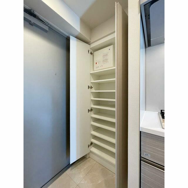 シューズボックス