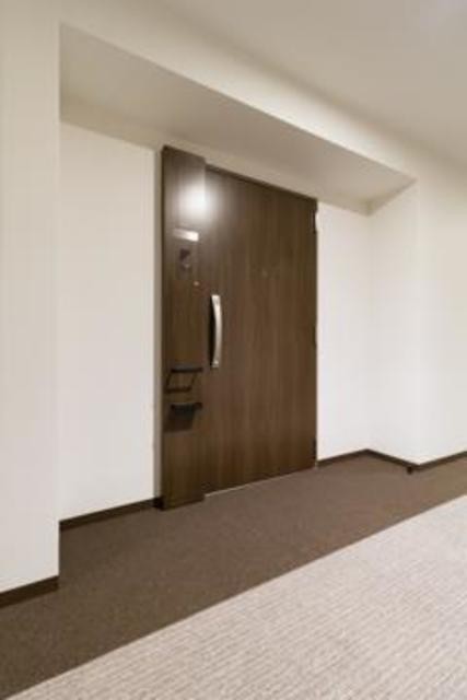 ※写真は同タイプ住戸です。(玄関)