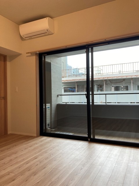 ※写真は同タイプ住戸です。(居間)