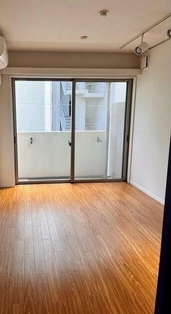 ※同仕様写真含む(居間)