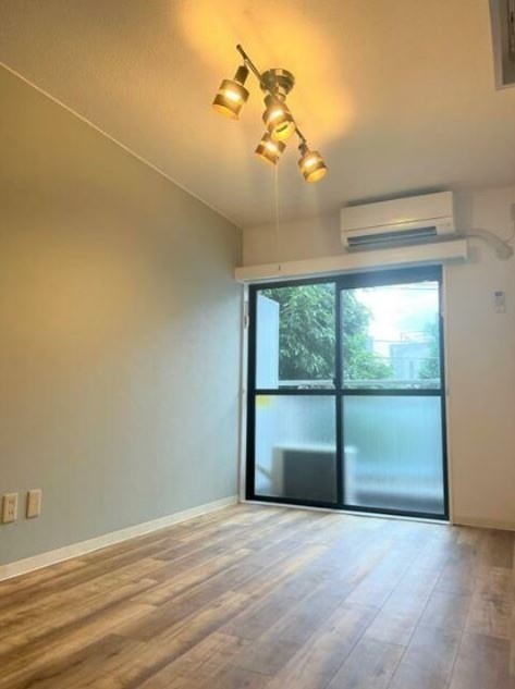 ※同仕様写真含む(居間)