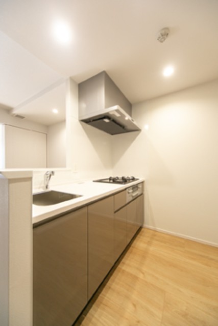 ※写真は同タイプ住戸です。(キッチン)