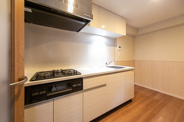 ※写真は同タイプ住戸です。(キッチン)