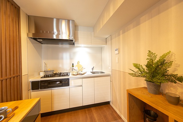 ※写真は同タイプ住戸です。(キッチン)