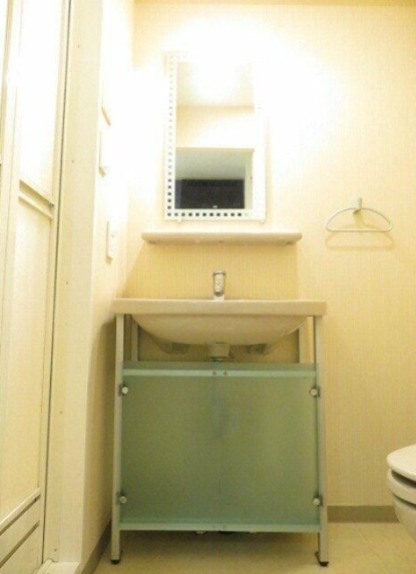 脱衣スペースもあります(内装)