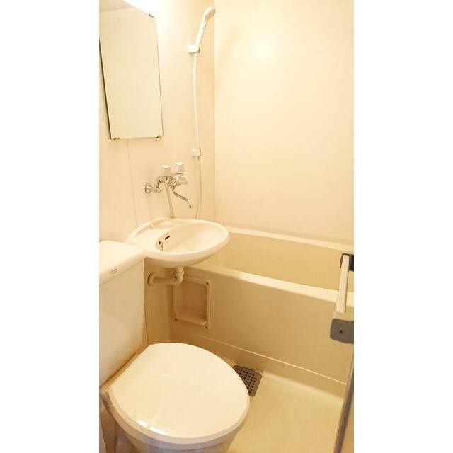 バス・シャワー・トイレ(風呂)