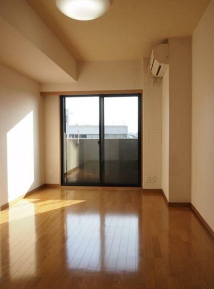 ※同仕様写真含む(居間)