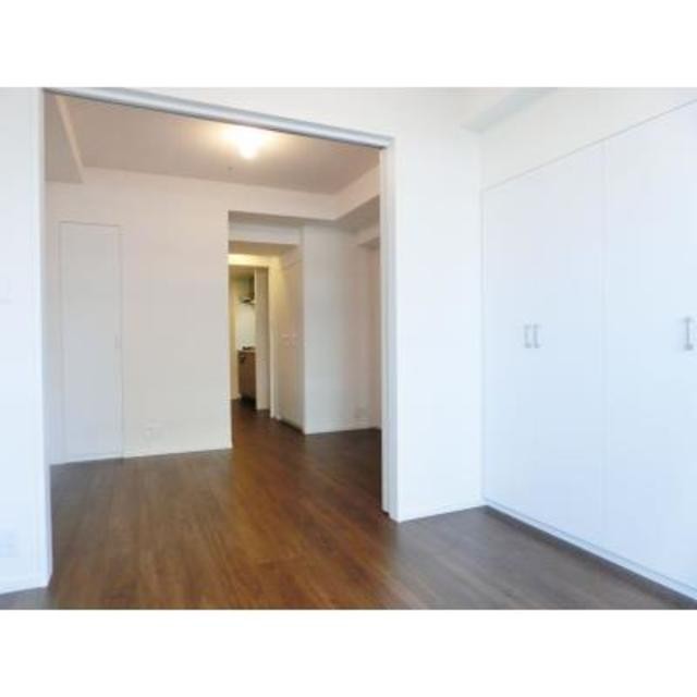 ※写真は同タイプ住戸です。(居間)