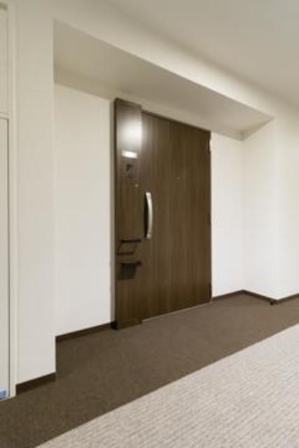 ※写真は同タイプ住戸です。(玄関)