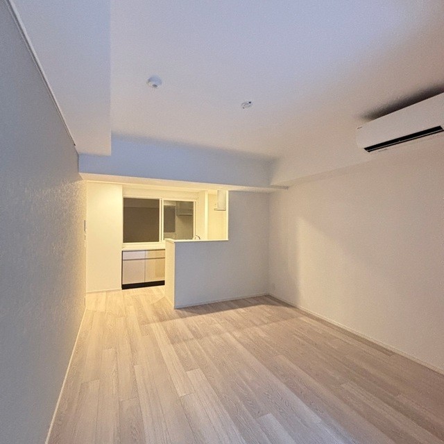 ※写真は同タイプ住戸です。(居間)