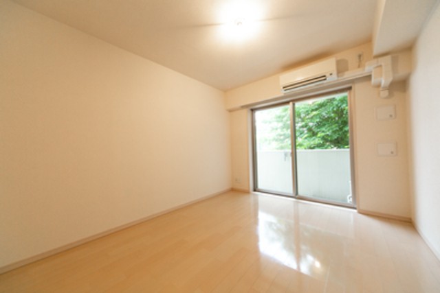 ※写真は同タイプ住戸です。(居間)