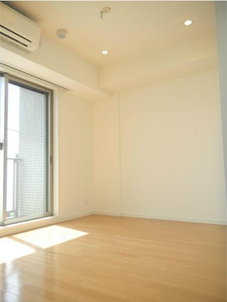 ※同仕様写真含む(居間)