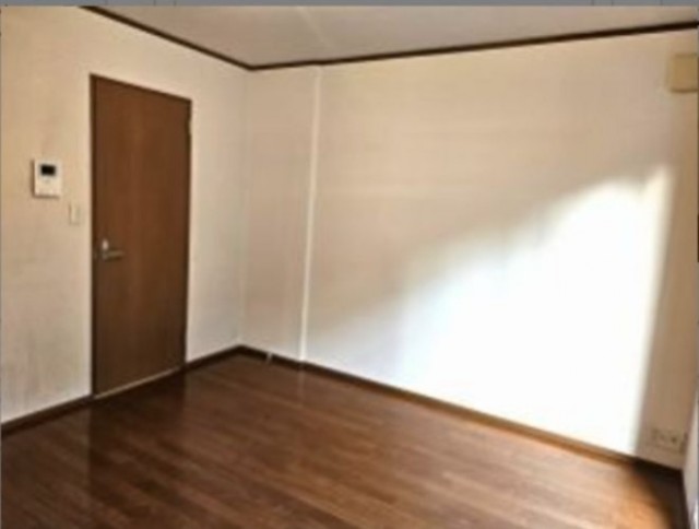 ※リフォーム前のお写真です(居間)