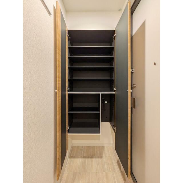 シューズボックス