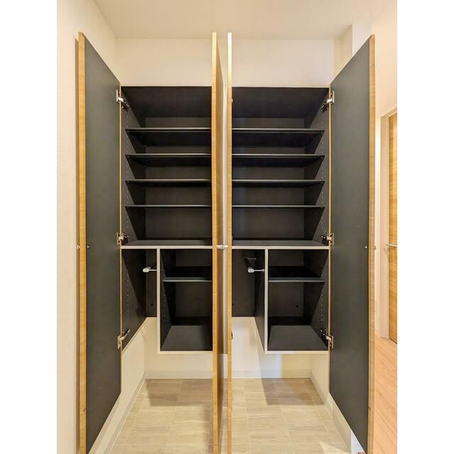 シューズボックス