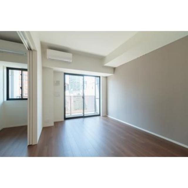 ※写真は同タイプ住戸です。(居間)