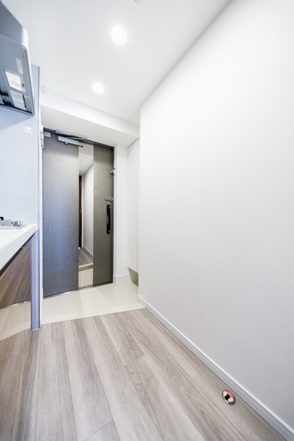 ※写真は同タイプ住戸です。(玄関)