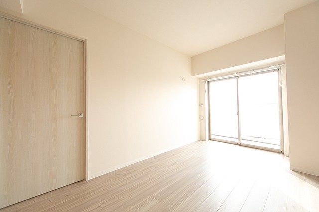 ※写真は同タイプ住戸です。(居間)