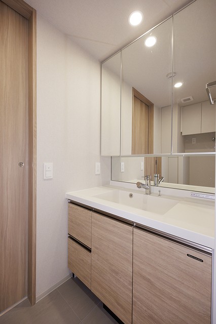 ※写真は同タイプ住戸です。(内装)