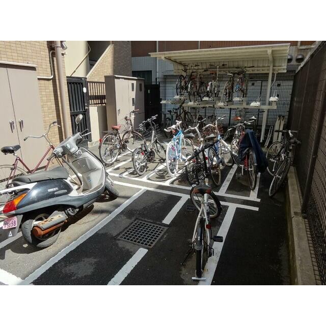 駐輪場：2016年3月撮影