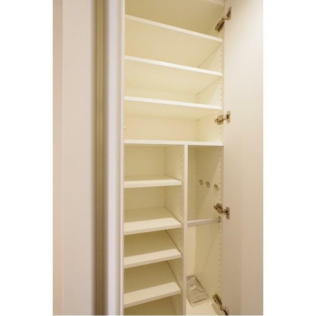 シューズボックス