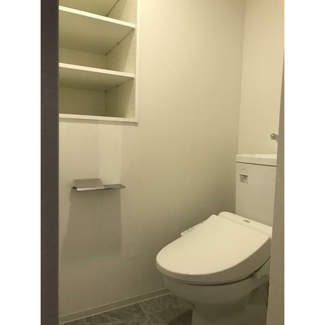 ※同タイプですが、室内フローリング等配色が異なります。(内装)