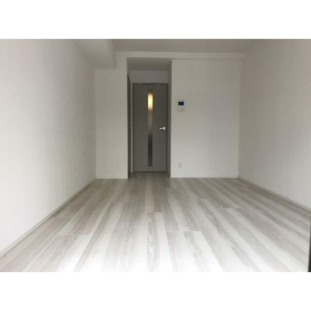 ※同タイプですが、室内フローリング等配色が異なります。