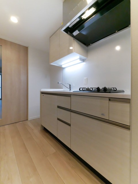 ※写真は同タイプ住戸です。(キッチン)