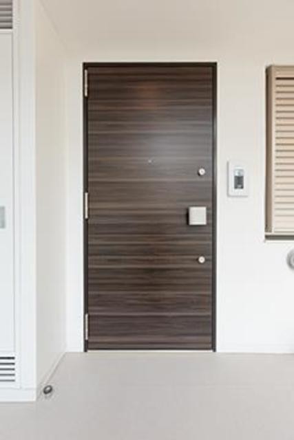 ※写真は同タイプ住戸です。(玄関)