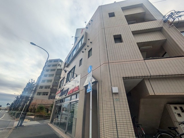 世田谷区千歳台3丁目 【賃貸居住】マンション