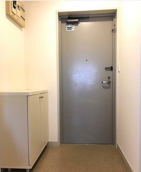 ※同仕様写真含む(玄関)