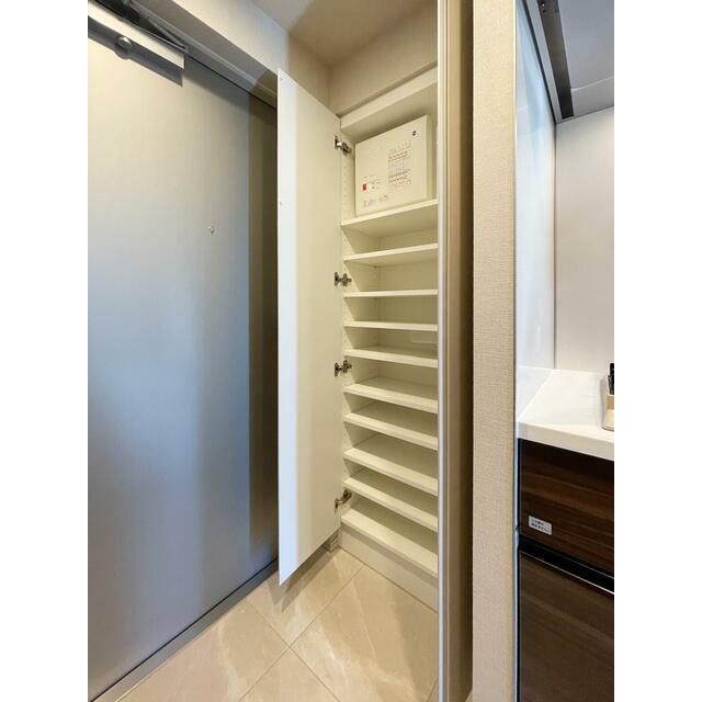 シューズボックス