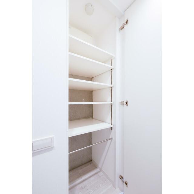 シューズボックス