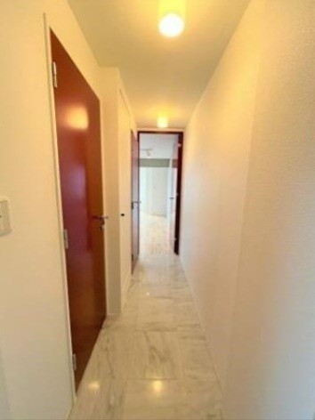 ※同仕様写真含む(玄関)