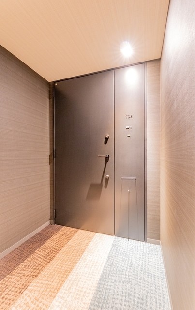 ※写真は同タイプ住戸です。(玄関)