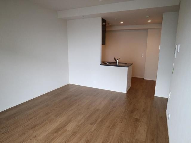 ※写真は同タイプ住戸です。(居間)