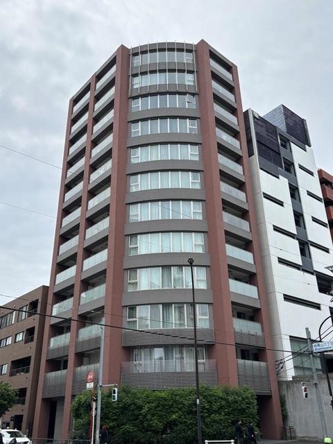 港区南青山6丁目 【賃貸居住】マンション