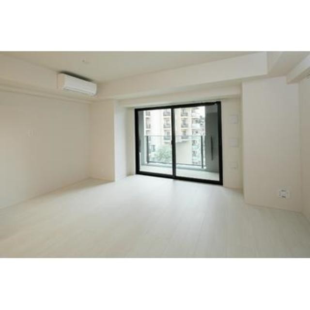 ※写真は同タイプ住戸です。(居間)