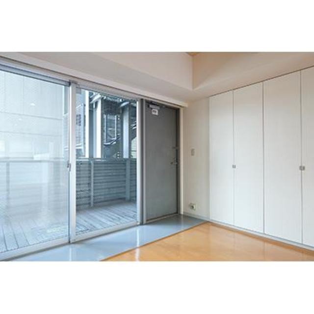 ※写真は同タイプ住戸です。(玄関)