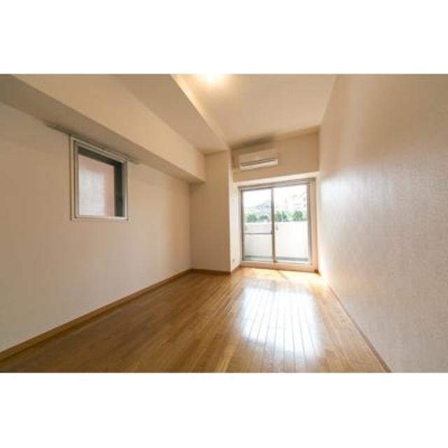 ※写真は同タイプ住戸です。(居間)