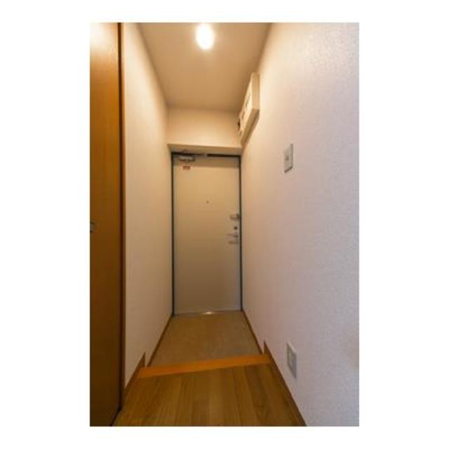 ※写真は同タイプ住戸です。(玄関)