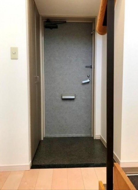 ※同仕様写真含む(玄関)