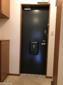 ※同仕様写真含む(玄関)